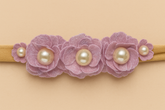 Tiara Floral Renda Perola Lilas