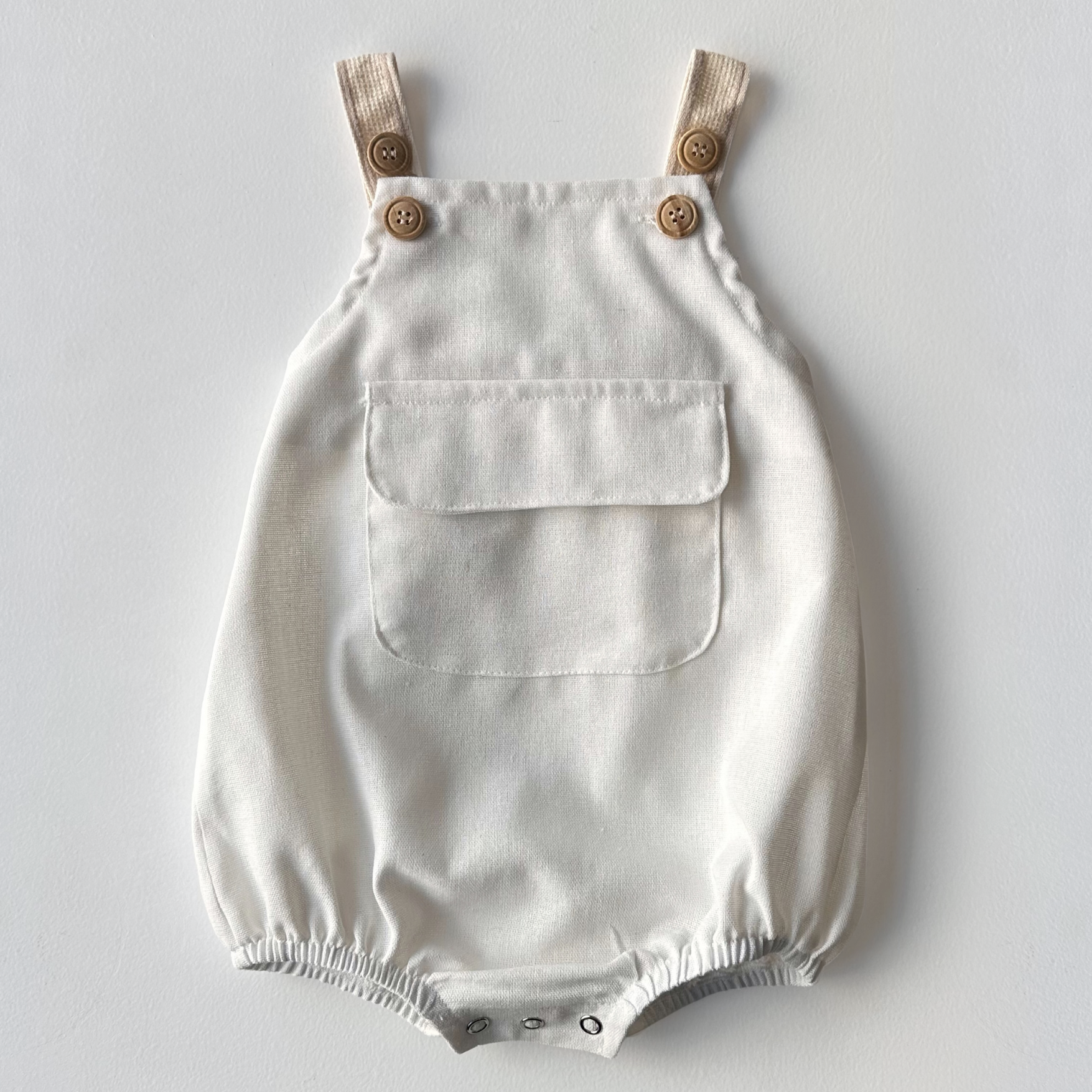 Jardineira Infantil Bolso Off White